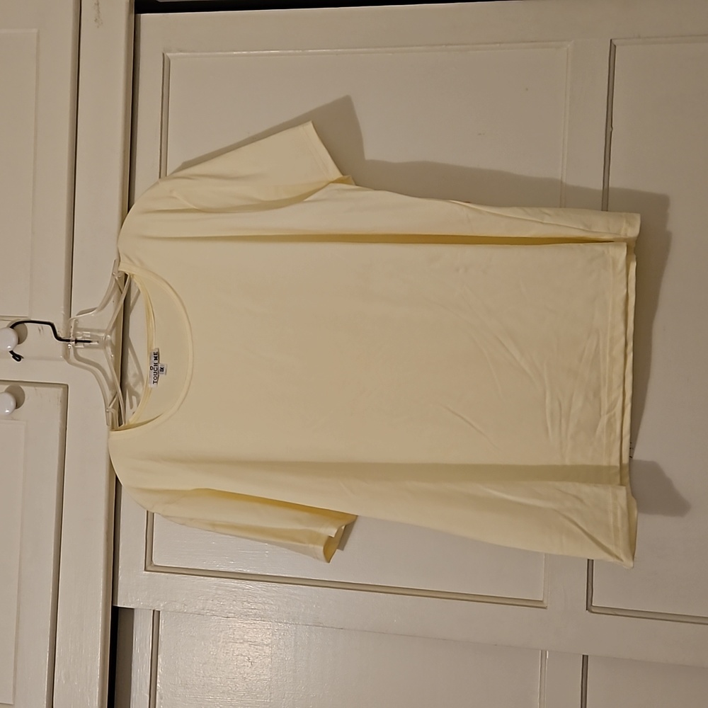 Touch Me Pale Yellow Short Sleeve Stretch Shirt 1X